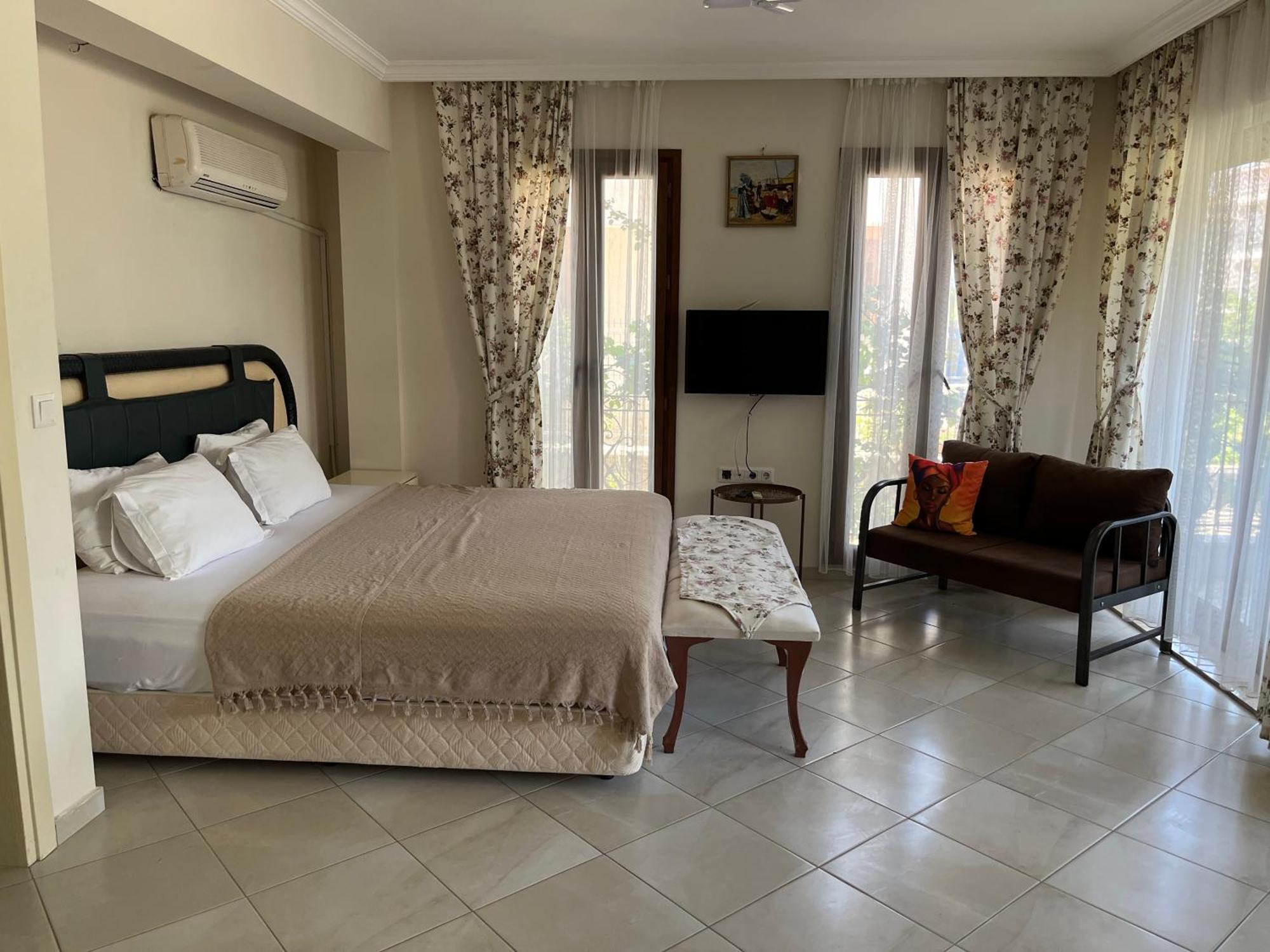 Grand Teoshan Otel Ve Tatil Evleri Seferihisar Exterior photo